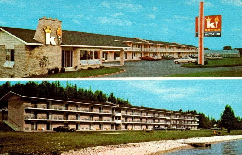 K Royale Motor Inn - Vintage Postcard